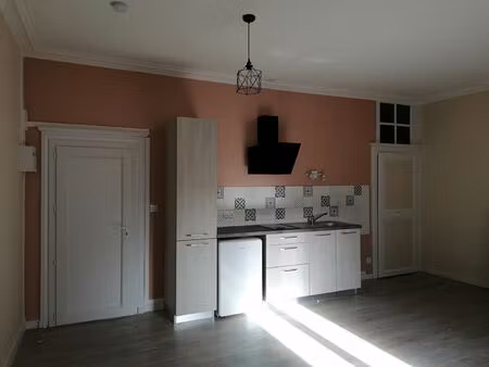 studio centre ville - chauvigny