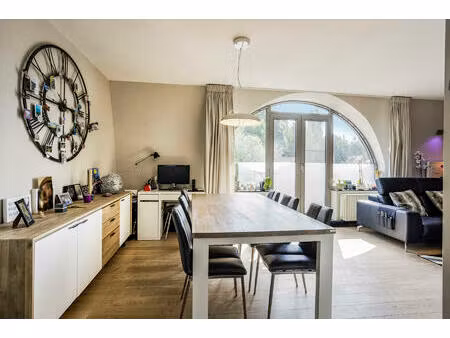 appartement te huur in kraainem met 2 slaapkamers