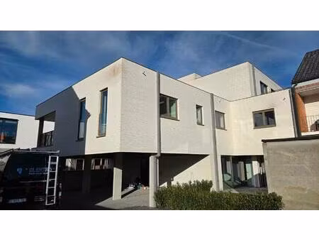 appartement te huur in nazareth-de pinte met 2 slaapkamers