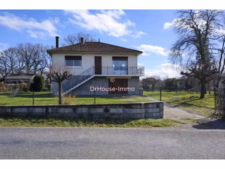 vente maison 5 pièces 109 m² à chirac (16150)  127 590 €