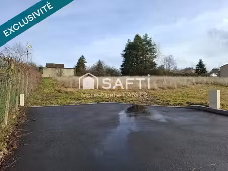 rare : terrain viabilisé 5 mn à pied des commerces