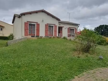 vente maison 5 pièces 109 m² à la caillère-saint-hilaire (85410)  145 500 €