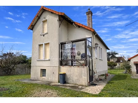 vente maison 4 pièces 110 m² à vatan (36150)  139 000 €