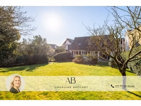 maison 6 pièces - 163 m²