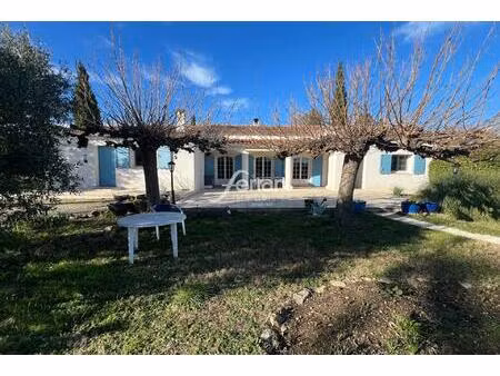 draguignan  maison de plain-pied d'environ 130 m2 sur terrain