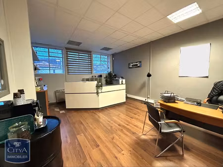 local commercial à louer 266.81 m² - roche-la-molière (42) - 730€