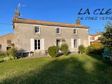 achat maison 5 pièces 107m² st laurs 79160