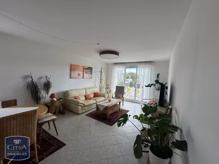 appartement à louer 4 pièces 80 m² - saint-genis-pouilly (01) - 1 930€