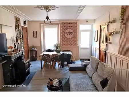 maison de bourg avec de beaux volumes  terrain  garage et dépendances