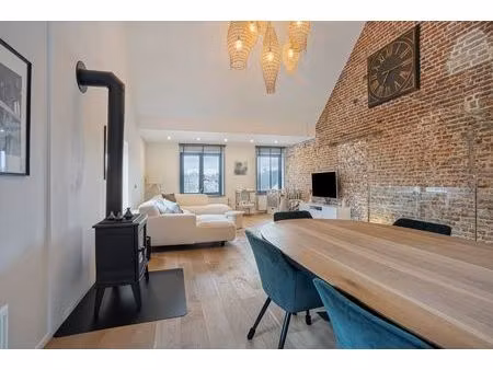 prachtige woning met 3 slaapkamers en bureel