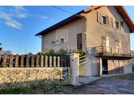 appartement 4 pièce(s) 82 m2