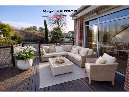 villa saint jean le thomas 10 pièce(s) 220 m2