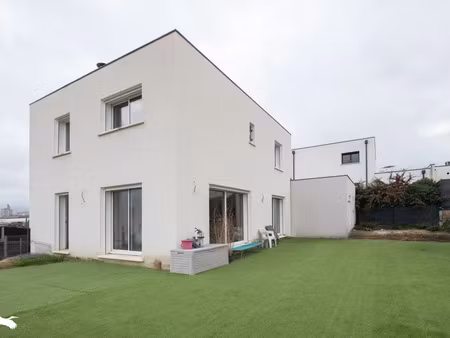 vente maison 5 pièces 108 m² à juvignac (34990)  265 500 €