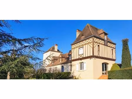 dordogne viager libre demeure de caractère immédiatement exploitable