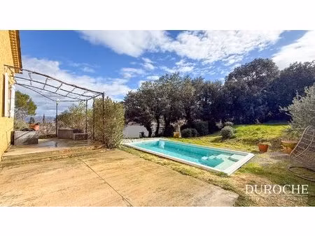 jonquerettes   proche avignon- maison de 165m2 - 4 chambres - piscine - terrain 2 530m2