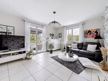 vente maison 5 pièces 114 m² à bessines (79000)  278 000 €