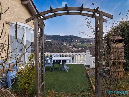 coup de coeur pour cette maison familiale avec prestations de co