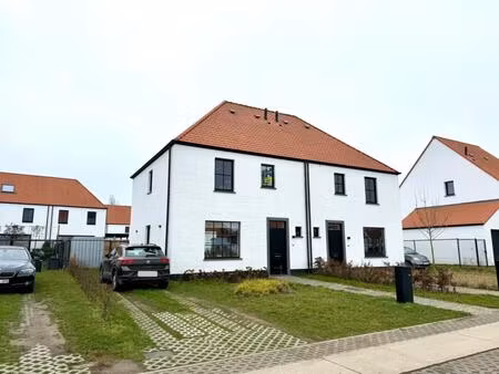 huis te huur in astene