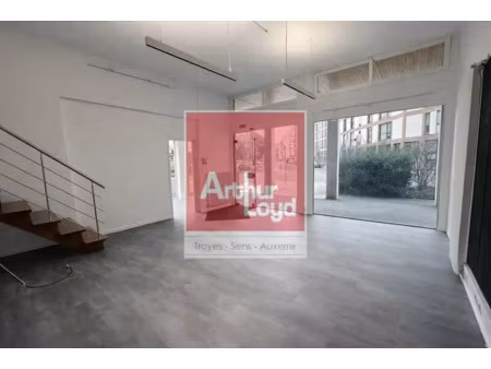 local commercial a louer