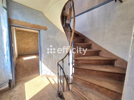 maison 8 pièces - 205 m²