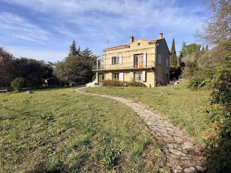 vente maison 5 pièces 140 m² à saint-saturnin-lès-apt (84490)  329 000 €