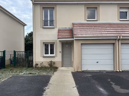 location maison 5 pièces 81m² hericy 77850