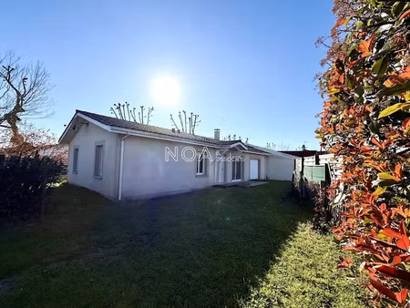 vente maison 4 pièces 83.3 m² à ares (33740)  349 000 €