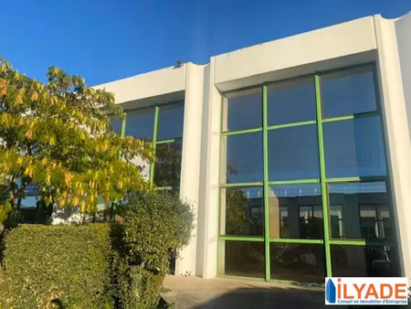 mixte activite/bureau a vendre