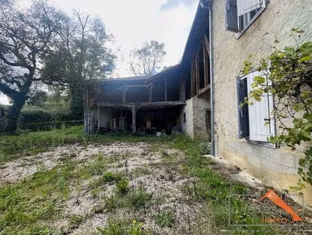 maison de village rénovée t5 150 m² dépendance terrain env. 2 900 m² proche aspet (31160)