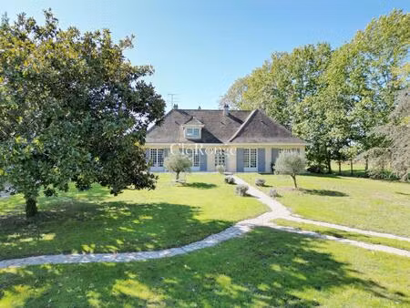 entre duras et eymet - belle propriété avec un parc arboré de 3 4 hectares