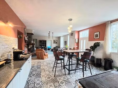 vente maison 6 pièces 154 m² val-de-livenne (33860)