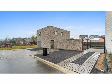 huis te koop in opglabbeek met 3 slaapkamers