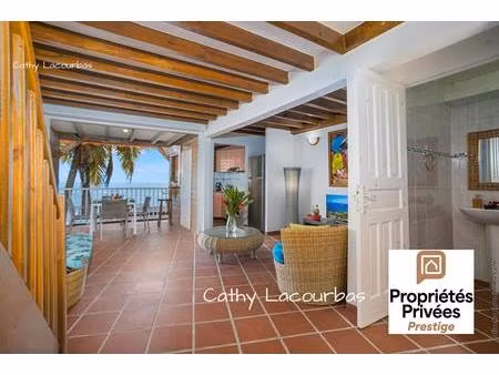 magnifique appartement t3 vue mer  bouillante