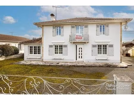 maison centre ville de hinx 185 m2 avec dépendances