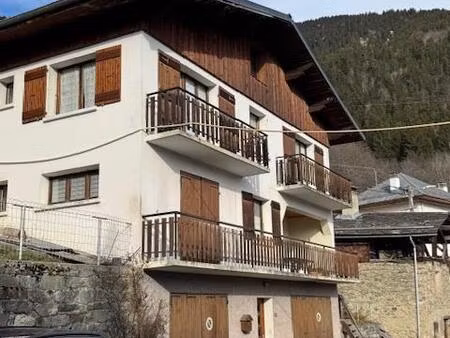achat - vente : maison - chalet - grange - bel ensemble a renover - montagny 73350