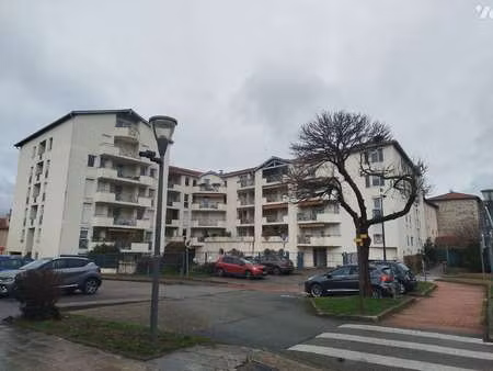vente appartement 3 pièces à francheville (69340) : à vendre 3 pièces / 84m² francheville