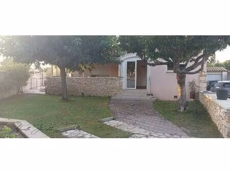 jonquieres saint vincent villa 5 pièces122 m² piscine et garage