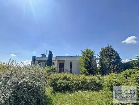 à vendre – maison à fort potentiel sur la route du puy d’or à limonest