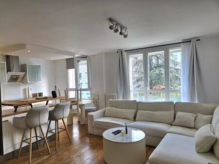 location appartement 3 pièces 68 m² à rueil-malmaison (92500)