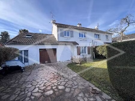 vente maison 8 pièces 136 m² combs-la-ville (77380)