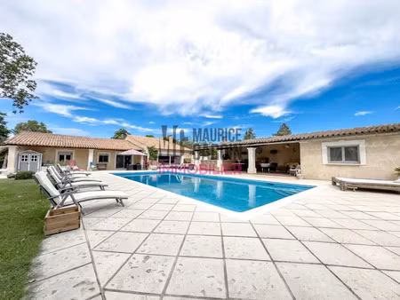 vente maison 10 pièces 300 m² à taillades (84300)  1 049 000 €