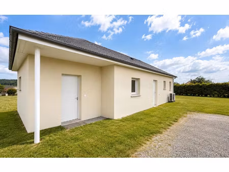 maison salmiech m² t-3 à vendre  180 000 €