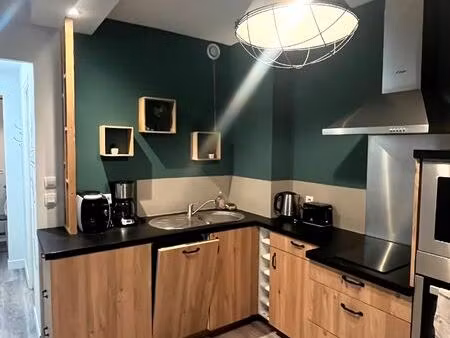 studio meublé et équipé