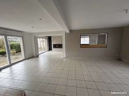 pavillon 5 pièces 142 m²