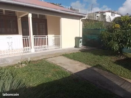 f2 à louer à morne-houël saint-claude