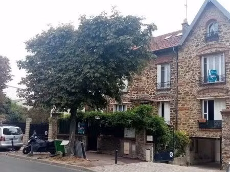 studio 1 pièce 24 m²