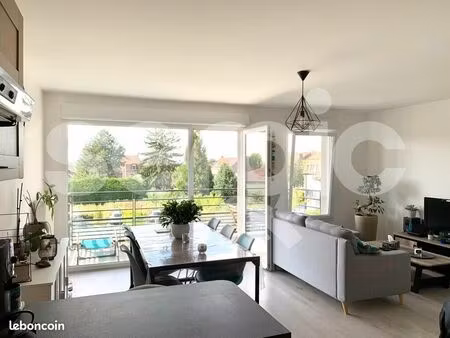 appartement 3 pièces 63 m²