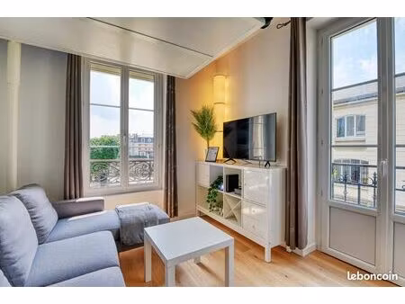 studio meublé - proche gare rer et quais de seine