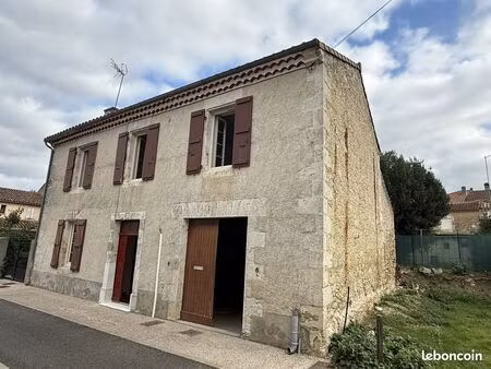 villa 5 pièces 95 m²