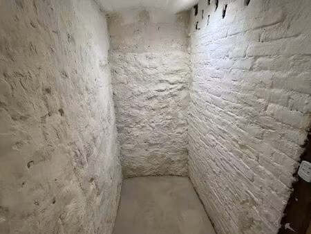 location cave - environ 2m2 - paris 12  quartier daumesnil